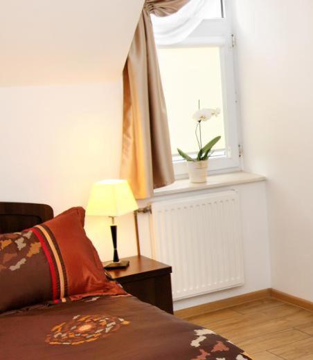 Bed and Breakfast Wodnik à Krosno Extérieur photo